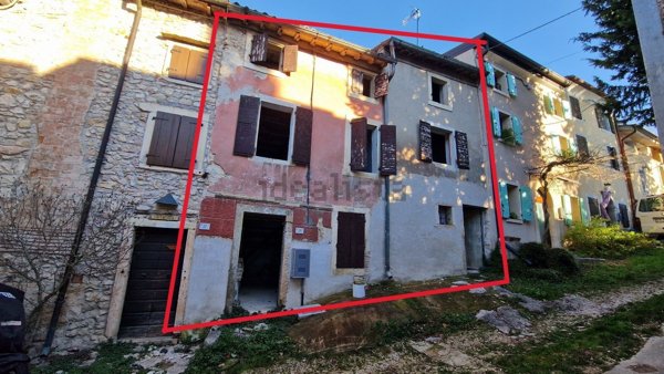 appartamento in vendita a Mezzane di Sotto