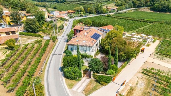 casa indipendente in vendita a Mezzane di Sotto