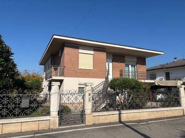 casa indipendente in vendita a Minerbe