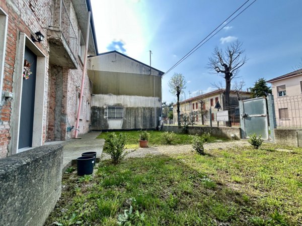 casa indipendente in vendita a Minerbe