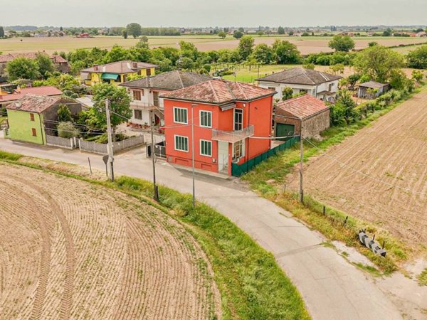 casa indipendente in vendita a Minerbe