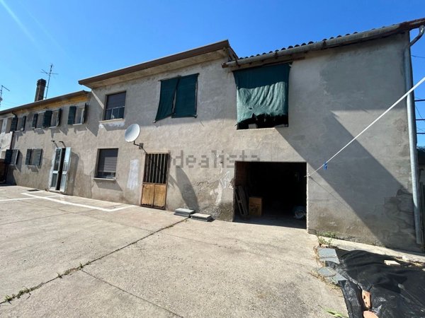 casa indipendente in vendita a Minerbe in zona San Zenone
