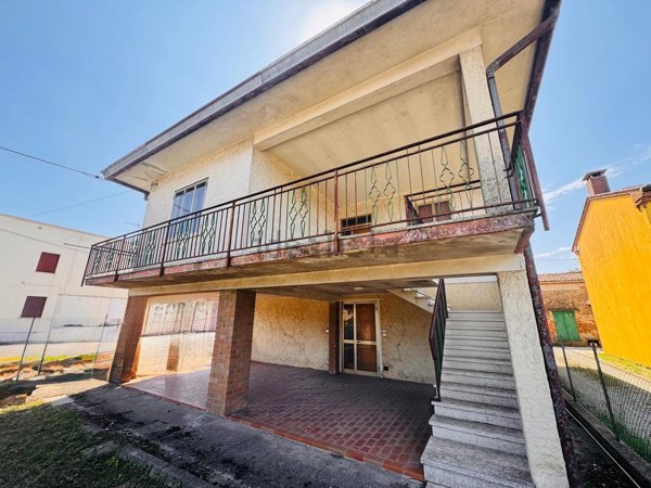 casa indipendente in vendita a Minerbe in zona San Zenone