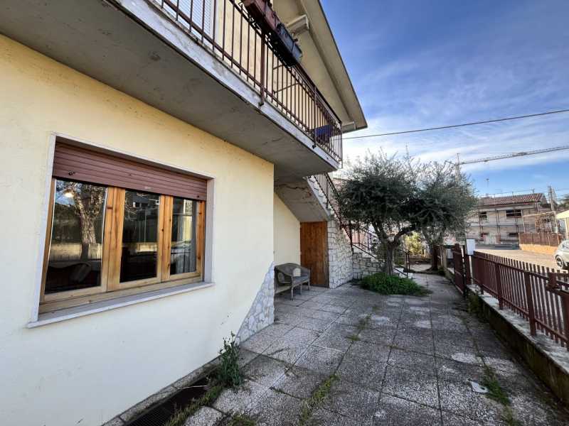 appartamento in vendita a Montecchia di Crosara