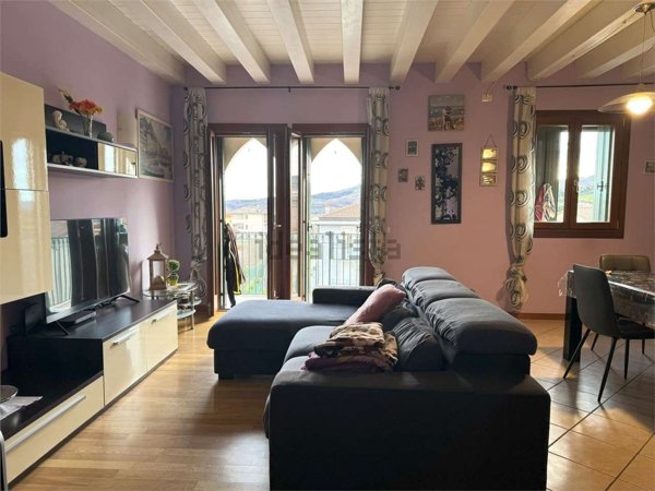 appartamento in vendita a Montecchia di Crosara