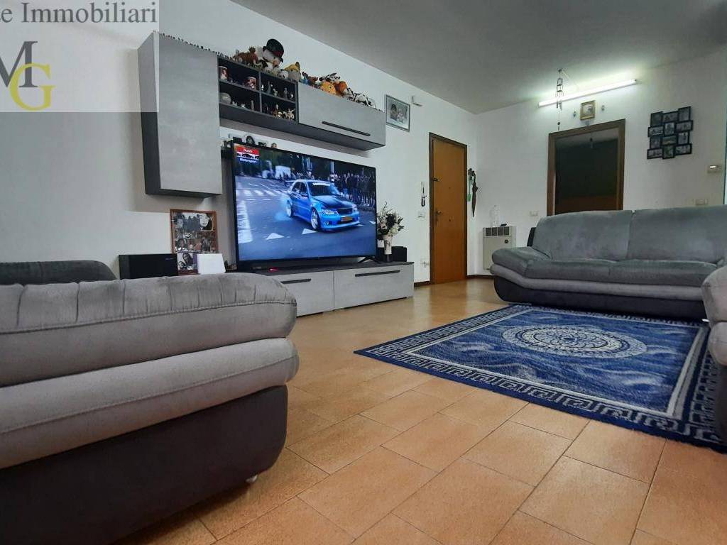 appartamento in vendita a Montecchia di Crosara