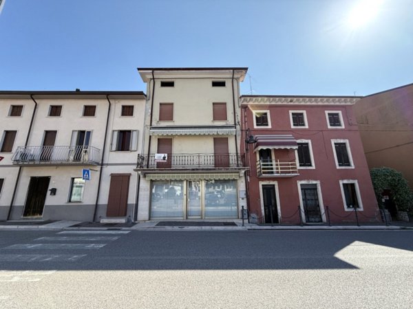 appartamento in vendita a Montecchia di Crosara
