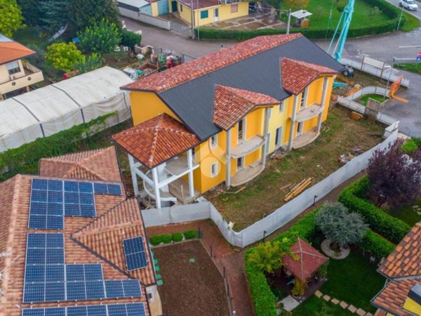 appartamento in vendita a Montecchia di Crosara
