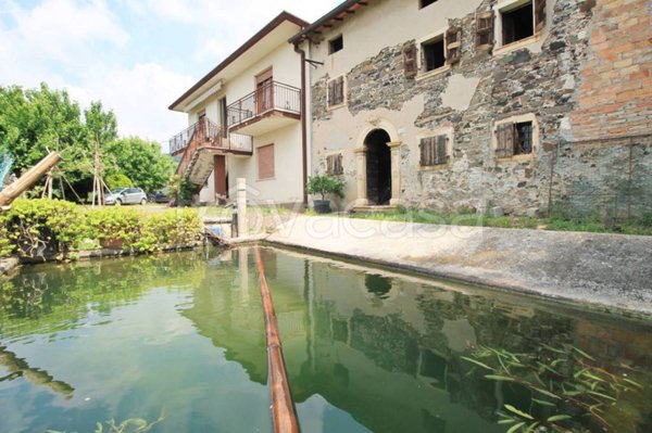 casa indipendente in vendita a Montecchia di Crosara