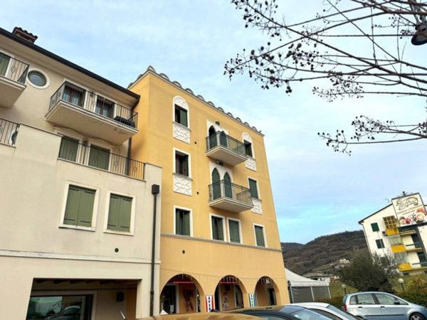 appartamento in vendita a Montecchia di Crosara