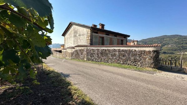 casa indipendente in vendita a Montecchia di Crosara