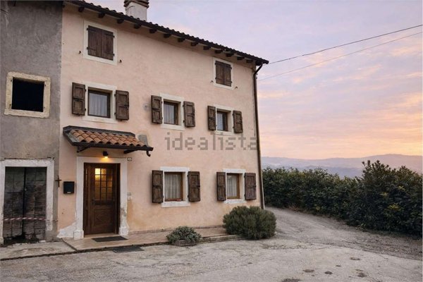 appartamento in vendita a Montecchia di Crosara