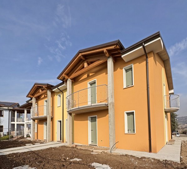 appartamento in vendita a Montecchia di Crosara