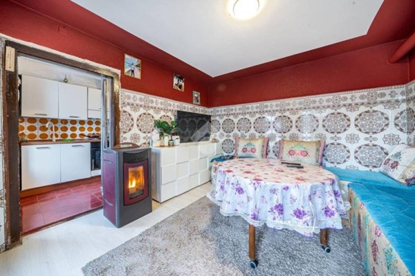casa indipendente in vendita a Montecchia di Crosara