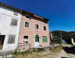 appartamento in vendita a Montecchia di Crosara