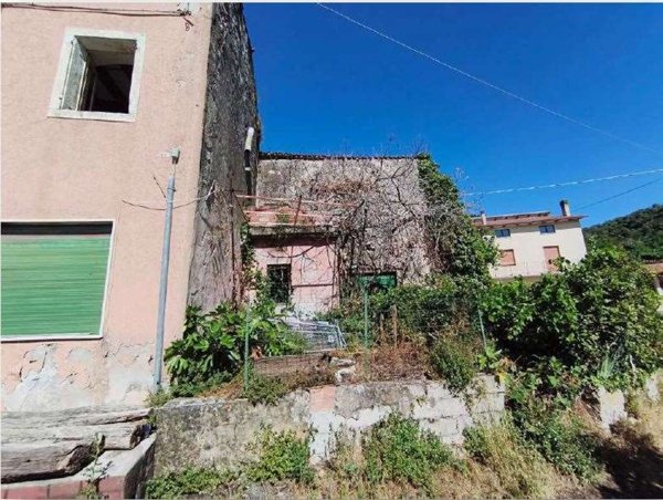 casa indipendente in vendita a Montecchia di Crosara