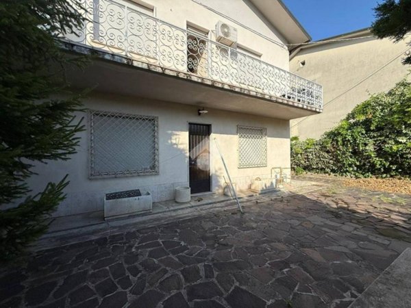 appartamento in vendita a Montecchia di Crosara