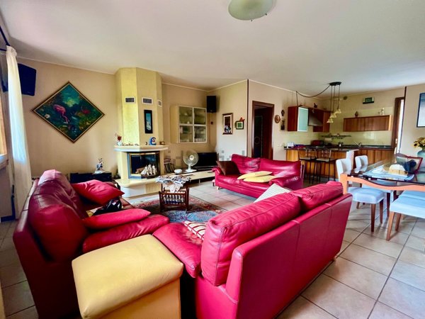 appartamento in vendita a Montecchia di Crosara