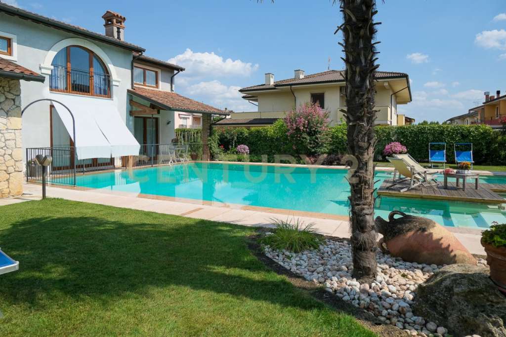 casa indipendente in vendita a Montecchia di Crosara
