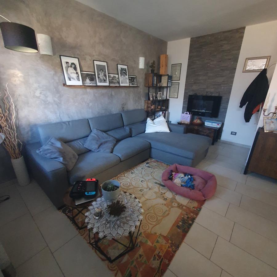 appartamento in vendita a Monteforte d'Alpone in zona Costalunga