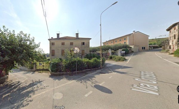 appartamento in vendita a Monteforte d'Alpone in zona Brognoligo