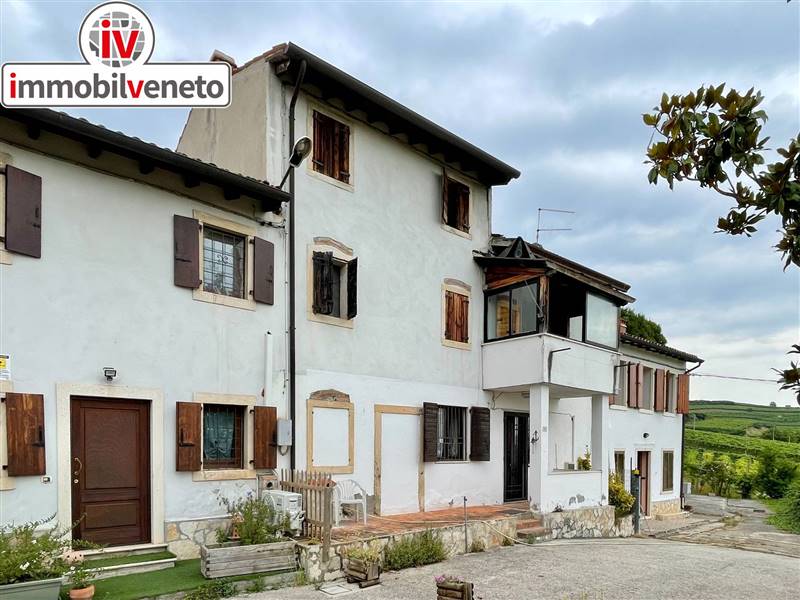 casa indipendente in vendita a Monteforte d'Alpone in zona Brognoligo