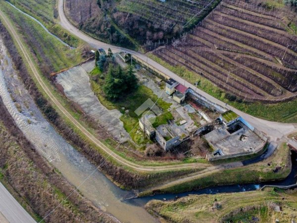 casa indipendente in vendita a Monteforte d'Alpone