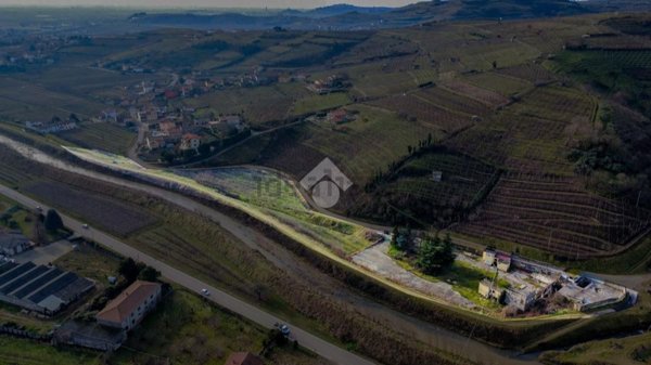 pentavano in vendita a Monteforte d'Alpone