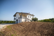 casa indipendente in vendita a Monteforte d'Alpone