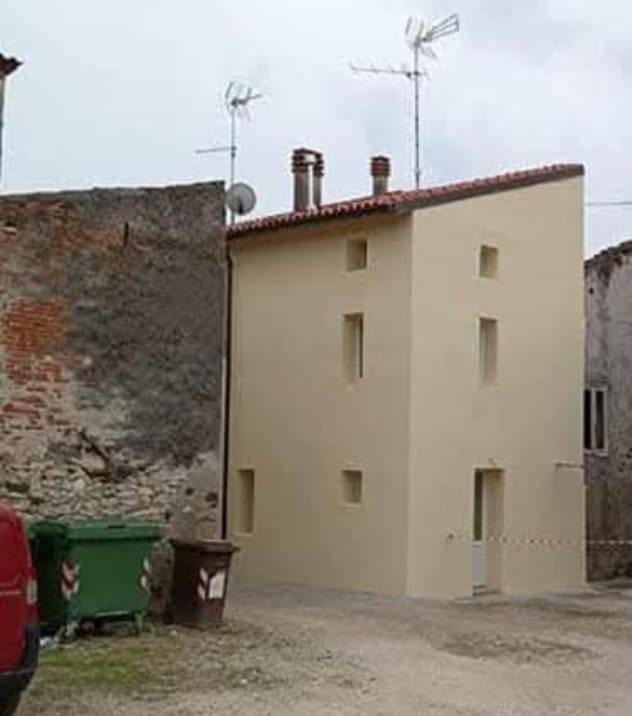 casa indipendente in vendita a Monteforte d'Alpone