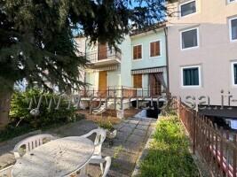 casale in vendita a Monteforte d'Alpone in zona Brognoligo