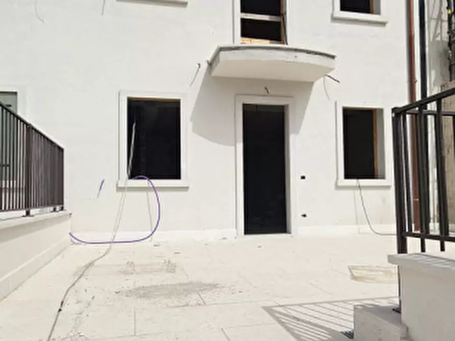 casa indipendente in vendita a Monteforte d'Alpone