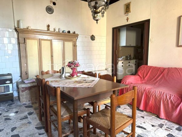 casa indipendente in vendita a Monteforte d'Alpone in zona Brognoligo