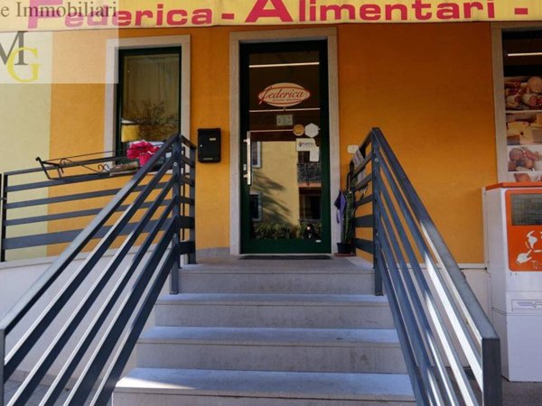 negozio in vendita a Monteforte d'Alpone