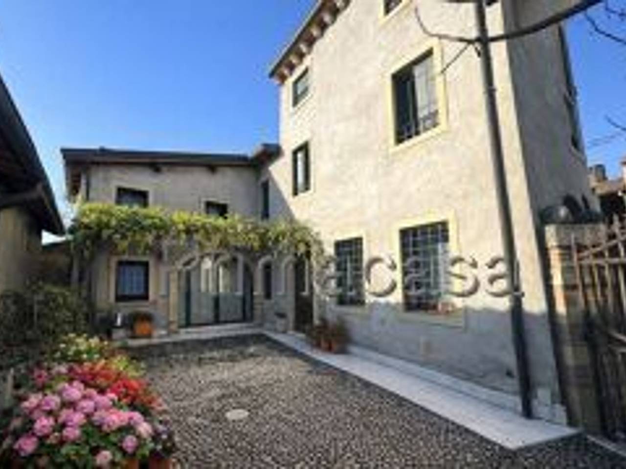 casale in vendita a Monteforte d'Alpone in zona Costalunga