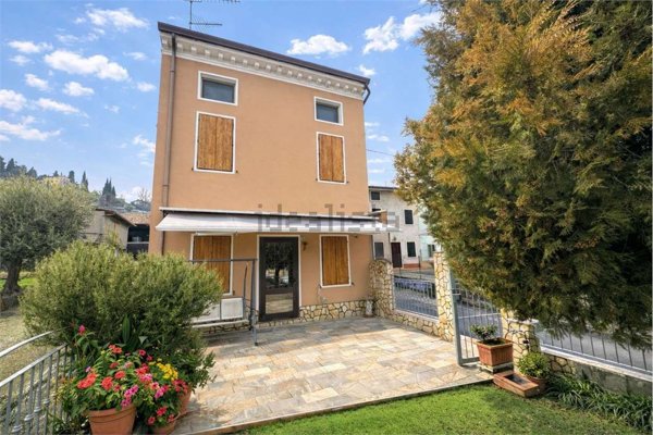 appartamento in vendita a Monteforte d'Alpone