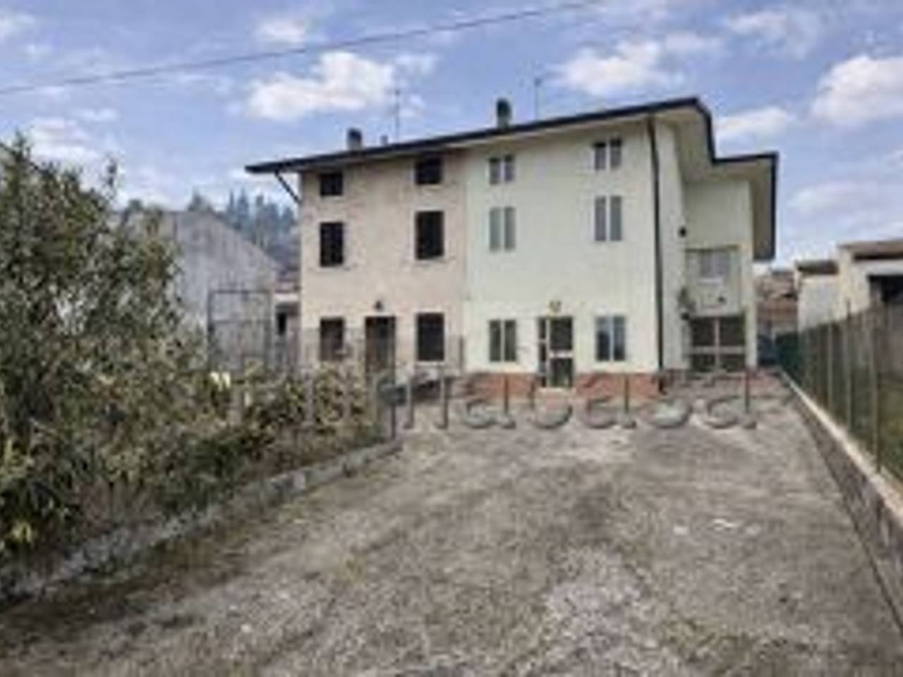 casa indipendente in vendita a Monteforte d'Alpone