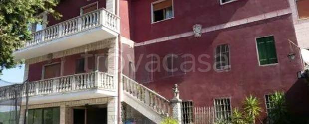 locale commerciale in vendita a Monteforte d'Alpone