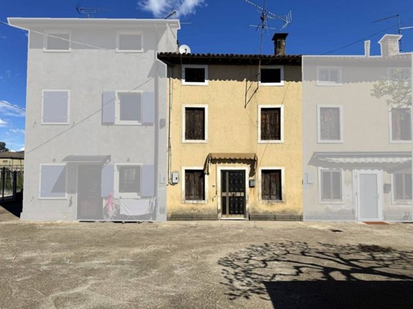casa indipendente in vendita a Monteforte d'Alpone