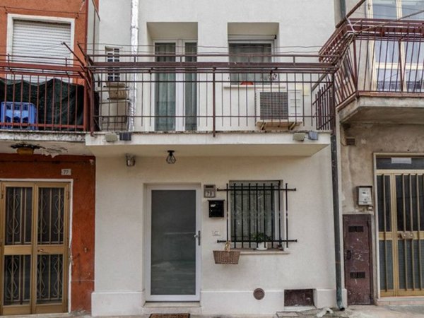 casa indipendente in vendita a Monteforte d'Alpone