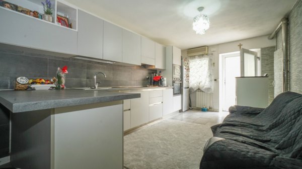 casa indipendente in vendita a Monteforte d'Alpone