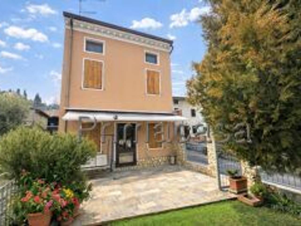 casa indipendente in vendita a Monteforte d'Alpone
