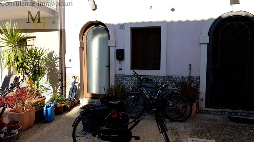 casa indipendente in vendita a Monteforte d'Alpone
