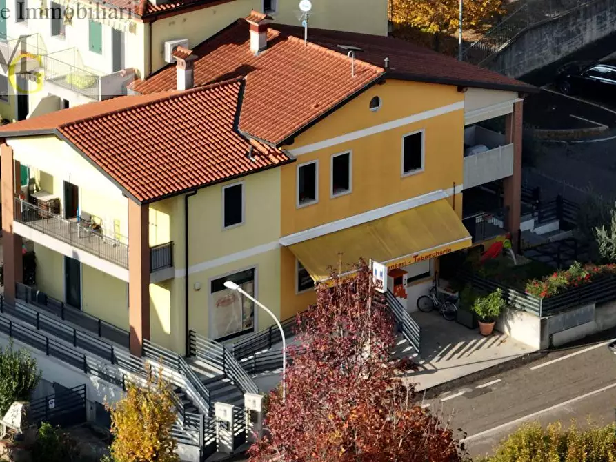 negozio in vendita a Monteforte d'Alpone in zona Costalunga