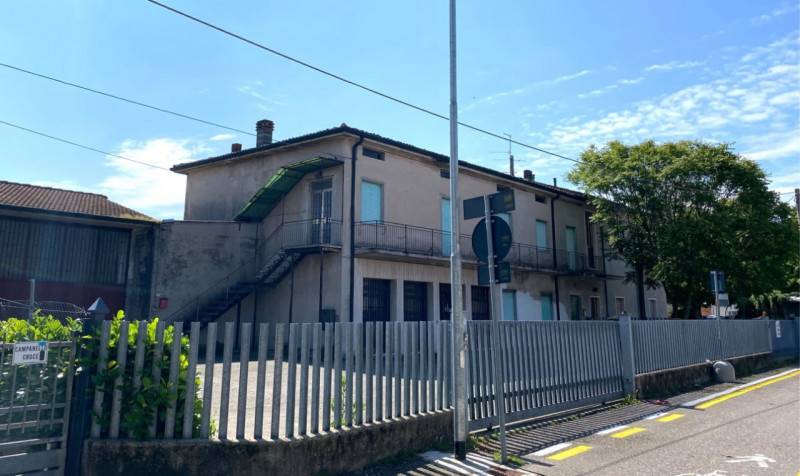 casa indipendente in vendita a Mozzecane in zona San Zeno