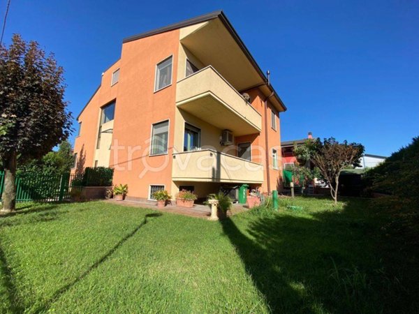 casa indipendente in vendita a Mozzecane