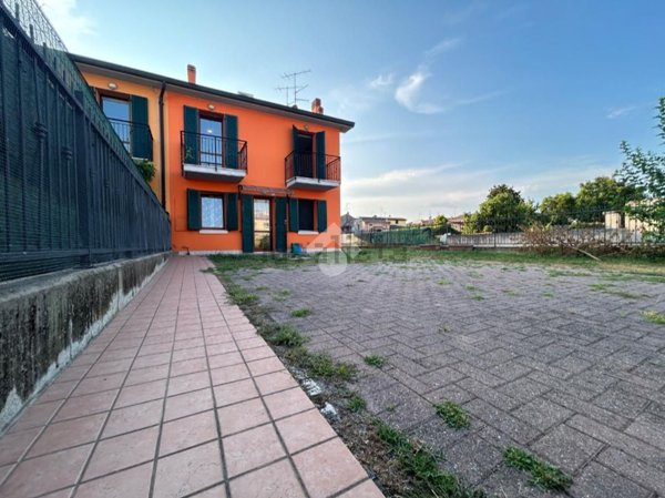 casa indipendente in vendita a Mozzecane