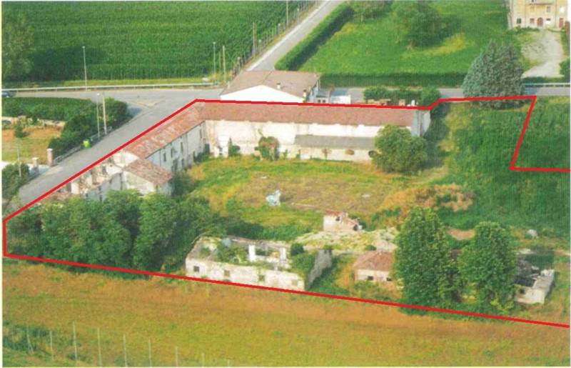 intera palazzina in vendita a Mozzecane in zona Grezzano