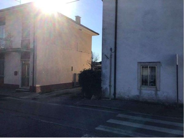 casa indipendente in vendita a Mozzecane