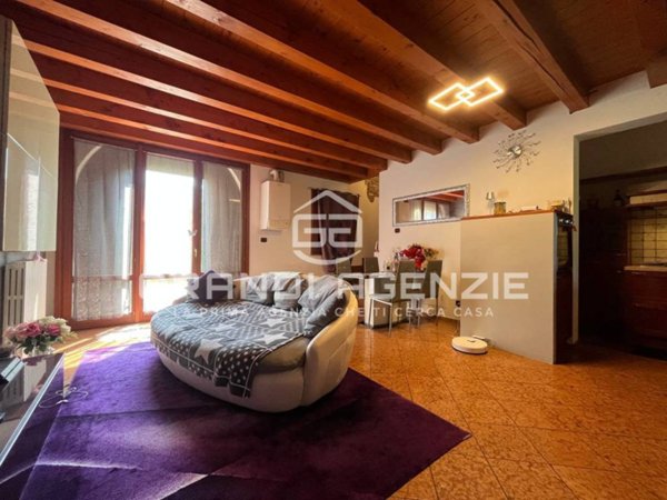 casa indipendente in vendita a Mozzecane in zona Grezzano
